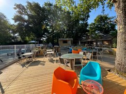 Camping Pas Cher vous présente avec son site Officiel campingpascher.fr, le Camping Les Franquettes classé 4 étoiles, situé sur la commune de Grayan Et L'hopital dans le département Gironde (Aquitaine) en France. Le camping Les Franquettes, vous présente un hébergement de type mobil-home de 32 m² pour 6 personnes. Le camping Les Franquettes vous propose du sam. 30 mai au sam. 06 juin 2026 pour 7 nuits à 249€. Cette location propose 14 dates différentes pour réserver votre séjour. Découvrez également les 4 autres gammes d'hébergements du camping. Les Avis clients pour le Camping Les Franquettes sont excellents avec une note moyenne de 8 sur 10. Piscine chauffée, Piscine extérieure, Animation ados, Animations familiales, Club enfants, Aire de jeux enfants, Baby-foot, Centre équestre, Cyclisme, Golf, Ping-pong, Piscine, Pétanque, Randonnée, Salle de jeux vidéo, Structure gonflable enfants, Surf, Terrain de basketball, Terrain multisports, Bar, Dépôt de pain, Plats à emporter, Snack/Bar, Supermarché, Épicerie,... En savoir plus : cliquez-ICI.