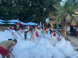 Camping Pas Cher vous présente avec son site Officiel campingpascher.fr, le Camping Les Franquettes classé 4 étoiles, situé sur la commune de Grayan Et L'hopital dans le département Gironde (Aquitaine) en France. Le camping Les Franquettes, vous présente un hébergement de type mobil-home de 22 m² pour 4 personnes. Le camping Les Franquettes vous propose du sam. 30 mai au sam. 06 juin 2026 pour 7 nuits à 179€. Cette location propose 15 dates différentes pour réserver votre séjour. Découvrez également les 4 autres gammes d'hébergements du camping. Les Avis clients pour le Camping Les Franquettes sont excellents avec une note moyenne de 8 sur 10. Piscine chauffée, Piscine extérieure, Animation ados, Animations familiales, Club enfants, Aire de jeux enfants, Baby-foot, Centre équestre, Cyclisme, Golf, Ping-pong, Piscine, Pétanque, Randonnée, Salle de jeux vidéo, Structure gonflable enfants, Surf, Terrain de basketball, Terrain multisports, Bar, Dépôt de pain, Plats à emporter, Snack/Bar, Supermarché, Épicerie,... En savoir plus : cliquez-ICI.