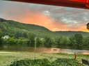 Camping Pas Cher vous présente avec son site Officiel campingpascher.fr, le Camping Flower De La Plage classé 4 étoiles, situé sur la commune de Saint Cirq Lapopie dans le département Lot (Midi Pyrénées) en France. Le camping Flower De La Plage vous propose un hébergement de type chalet de 27 m². L'établissement vous propose 13 autres types d'hébergements. Découvrez tous nos séjours à petits prix dans la commune et aux alentours de Saint Cirq Lapopie du département : Lot (Midi Pyrénées). Les Avis clients pour le Camping Flower De La Plage sont excellents avec une note moyenne de 8 sur 10. Rivière, Animations familiales, Club enfants, Aire de jeux enfants, Canoë-kayak, Centre équestre, Cyclisme, Paddle, Ping-pong, Pédalo, Pétanque, Randonnée, Structure gonflable enfants, Terrain de badminton, Terrain de volley-ball, Bureau de tabac, Pizzeria, Restaurant, Snack/Bar, Station-service, Épicerie,... En savoir plus : cliquez-ICI.