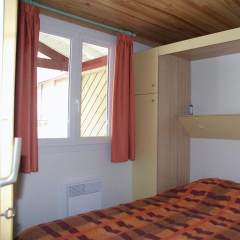 Cliquez pour découvrir toutes les photos de l'HÉBERGEMENT ! chalet - Les Lacs De Courtes photo 5