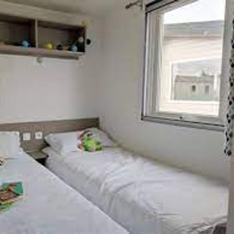 Cliquez pour découvrir toutes les photos de l'HÉBERGEMENT ! mobilhome - Les Lacs De Courtes photo 5