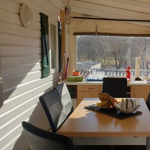 Cliquez pour découvrir toutes les photos de l'HÉBERGEMENT ! mobilhome - Les Lacs De Courtes photo 2