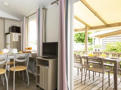 Cliquez pour découvrir toutes les photos de l'HÉBERGEMENT ! mobil-home - Flower Le Kerleyou photo 4