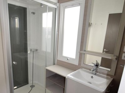 Cliquez pour découvrir toutes les photos de l'HÉBERGEMENT ! mobil-home - Domaine De La Forge - Sea Green By Sunêlia photo 3