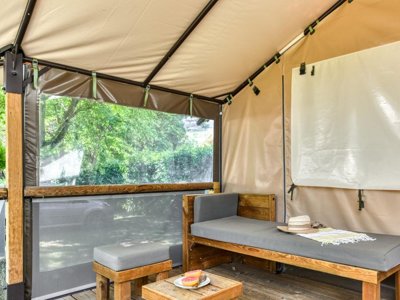 Cliquez pour découvrir toutes les photos de l'HÉBERGEMENT ! tente en toile et bois - Maeva Escapades Millau Plage photo 3