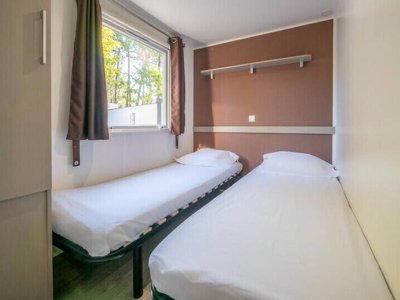Cliquez pour découvrir toutes les photos de l'HÉBERGEMENT ! mobil-home - Millau Plage photo 7
