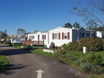 Cliquez pour découvrir toutes les photos de l'ÉTABLISSEMENT ! camping Land's Hause Bungalow photo 18