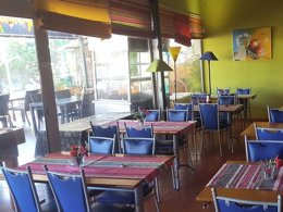 Camping Pas Cher vous présente avec son site Officiel campingpascher.fr, le Camping Land's Hause Bungalow classé 4 étoiles, situé sur la commune de Leiria dans le département Région De Lisbonne (Région De Lisbonne) au Portugal. Le camping Land's Hause Bungalow, vous présente un hébergement de type mobil-home de 25 m² pour 3 personnes et télévision. Le camping Land's Hause Bungalow vous propose du sam. 13 décembre au sam. 20 décembre 2025 avec un DÉPART DEMAIN pour 7 nuits à 700€. Cette location propose 2 dates différentes pour réserver votre séjour. Découvrez également les 4 autres gammes d'hébergements du camping. Les Avis clients pour le Camping Land's Hause Bungalow sont de 7 sur 10. Piscine extérieure, Club ados, Aire de jeux enfants, Baby-foot, Centre équestre, Cyclisme, Piscine, Randonnée, Salle de fitness, Terrain multisports, Bar, Plats à emporter, Snack/Bar,... En savoir plus : cliquez-ICI.