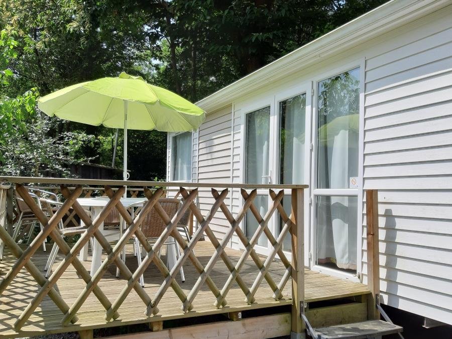 Camping Pas Cher vous présente avec son site Officiel campingpascher.fr, le Camping Le Rural classé 1 étoile, situé sur la commune de Tibiran-jaunac dans le département Hautes-pyrénées (Midi Pyrénées) en France. Le camping Le Rural vous propose un hébergement de type mobil-home de 34 m² pour 4 personnes avec climatisation (télévision). L'établissement vous propose 5 autres types d'hébergements. Découvrez tous nos séjours à petits prix dans la commune et aux alentours de Tibiran-jaunac du département : Hautes-pyrénées (Midi Pyrénées). Les Avis clients pour le Camping Le Rural sont excellents avec une note moyenne de 8 sur 10. Aire de jeux enfants, Canoë-kayak, Centre équestre, Court de tennis, Golf, Ping-pong, Pétanque, Randonnée, Bar, Dépôt de pain, Snack/Bar, Supermarché, Épicerie,... En savoir plus : cliquez-ICI.