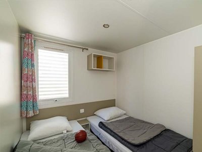 Cliquez pour découvrir toutes les photos de l'HÉBERGEMENT ! mobil-home - Paradis - Naia Village photo 5