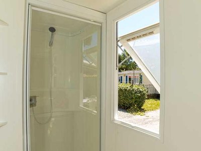 Cliquez pour découvrir toutes les photos de l'HÉBERGEMENT ! mobil-home - Paradis - Naia Village photo 8