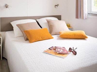 Cliquez pour découvrir toutes les photos de l'HÉBERGEMENT ! mobil-home - Paradis - Naia Village photo 2