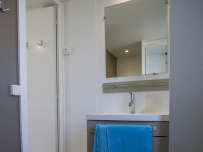 Cliquez pour découvrir toutes les photos de l'HÉBERGEMENT ! mobil-home - Paradis - Naia Village photo 5