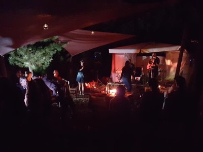 Cliquez pour découvrir toutes les photos de l'ÉTABLISSEMENT ! camping La Colline Des Ocres photo 11