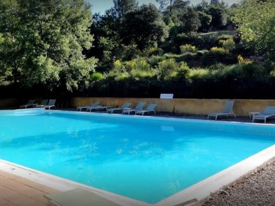 Cliquez pour découvrir toutes les photos de l'ÉTABLISSEMENT ! camping La Colline Des Ocres photo 14