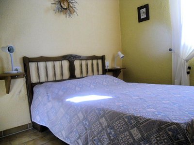 Cliquez pour découvrir toutes les photos de l'HÉBERGEMENT ! maison - La Colline Des Ocres photo 2
