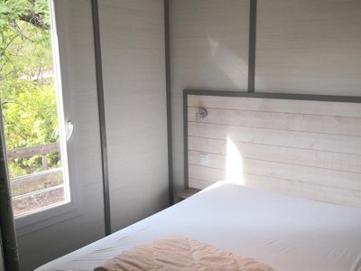 Cliquez pour découvrir toutes les photos de l'HÉBERGEMENT ! chalet - La Colline Des Ocres photo 12