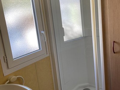 Cliquez pour découvrir toutes les photos de l'HÉBERGEMENT ! mobil-home - La Montagne photo 6