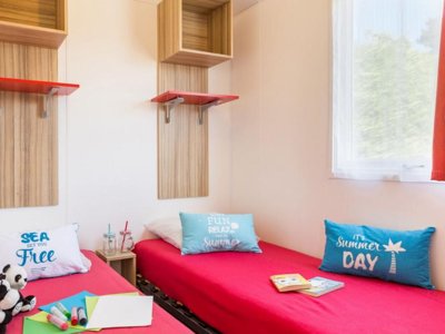 Cliquez pour découvrir toutes les photos de l'HÉBERGEMENT ! mobil-home - Le Chaponnet photo 6