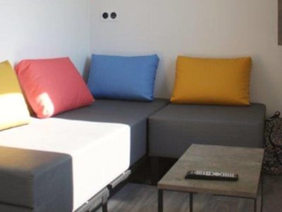 Cliquez pour découvrir toutes les photos de l'HÉBERGEMENT ! mobil-home - Le Chaponnet photo 3