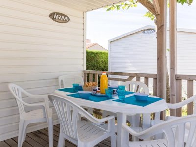 Cliquez pour découvrir toutes les photos de l'HÉBERGEMENT ! mobil-home - Le Chaponnet photo 2