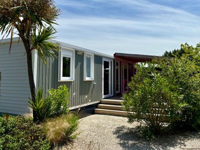 Cliquez pour découvrir toutes les photos de l'HÉBERGEMENT ! mobil-home - Le Chaponnet photo 2