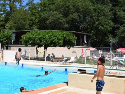 Cliquez pour découvrir toutes les photos de l'ÉTABLISSEMENT ! camping Et Village Vacances Le Lac photo 18