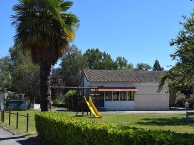 Cliquez pour découvrir toutes les photos de l'ÉTABLISSEMENT ! camping Et Village Vacances Le Lac photo 22