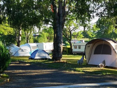 Cliquez pour découvrir toutes les photos de l'ÉTABLISSEMENT ! camping Et Village Vacances Le Lac photo 8