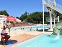 Cliquez pour découvrir toutes les photos de l'HÉBERGEMENT ! chalet - camping Et Village Vacances Le Lac photo 9