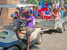 Camping Pas Cher vous présente avec son site Officiel campingpascher.fr, le Camping La Siesta classé 4 étoiles, situé sur la commune de La Faute Sur Mer dans le département Vendée (Pays De La Loire) en France. Le camping La Siesta, vous présente un hébergement de type appartement de 58 m² pour 1 personne. Le camping La Siesta vous propose du sam. 05 septembre au sam. 12 septembre 2026 pour 7 nuits à 265€. Cette location propose 38 dates différentes pour réserver votre séjour. Découvrez également les 17 autres gammes d'hébergements du camping. Les Avis clients pour le Camping La Siesta sont excellents avec une note moyenne de 8 sur 10. Parc aquatique, Piscine couverte, Piscine extérieure, Animations familiales, Club enfants, Aire de jeux enfants, Baby-foot, Centre équestre, Court de tennis, Golf, Ping-pong, Piscine, Pétanque, Salle de jeux vidéo, Terrain multisports, Bar, Dépôt de pain, Snack/Bar,... En savoir plus : cliquez-ICI.