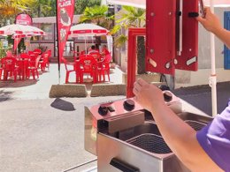 Camping Pas Cher vous présente avec son site Officiel campingpascher.fr, le Camping La Siesta classé 4 étoiles, situé sur la commune de La Faute Sur Mer dans le département Vendée (Pays De La Loire) en France. Le camping La Siesta, vous présente un hébergement de type mobil-home de 26 m². Le camping La Siesta vous propose du sam. 29 août au sam. 05 septembre 2026 pour 7 nuits à 205€. Cette location propose 21 dates différentes pour réserver votre séjour. Découvrez également les 17 autres gammes d'hébergements du camping. Les Avis clients pour le Camping La Siesta sont excellents avec une note moyenne de 8 sur 10. Parc aquatique, Piscine couverte, Piscine extérieure, Animations familiales, Club enfants, Aire de jeux enfants, Baby-foot, Centre équestre, Court de tennis, Golf, Ping-pong, Piscine, Pétanque, Salle de jeux vidéo, Terrain multisports, Bar, Dépôt de pain, Snack/Bar,... En savoir plus : cliquez-ICI.