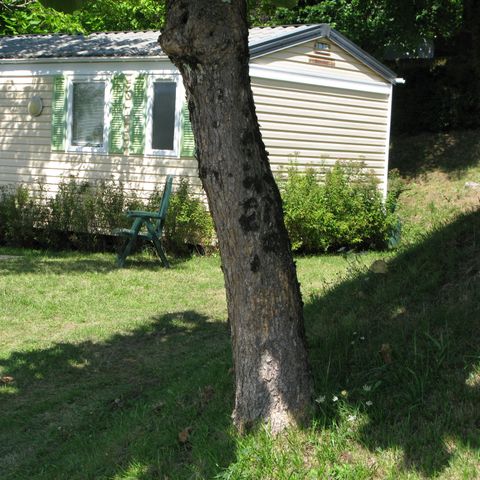 Cliquez pour découvrir toutes les photos de l'HÉBERGEMENT ! mobilhome - La Bastide photo 2