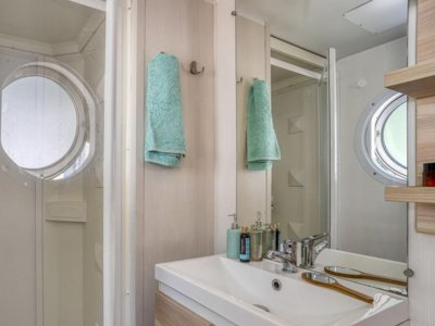 Cliquez pour découvrir toutes les photos de l'HÉBERGEMENT ! mobil-home - Le Bois Fleuri photo 3