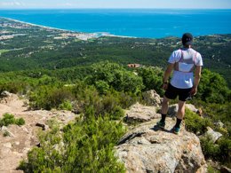 Camping Pas Cher vous présente avec son site Officiel campingpascher.fr, le Camping Le Bois Fleuri classé 5 étoiles, situé sur la commune de Argelès-sur-mer dans le département Pyrénées-orientales (Languedoc Roussillon) en France. Le camping Le Bois Fleuri vous propose un hébergement de type mobil-home de 30 m² pour 6 personnes avec climatisation (télévision). L'établissement vous propose 30 autres types d'hébergements. Découvrez tous nos séjours à petits prix dans la commune et aux alentours de Argelès-sur-mer du département : Pyrénées-orientales (Languedoc Roussillon). Les Avis clients pour le Camping Le Bois Fleuri sont excellents avec une note moyenne de 8 sur 10. Parc aquatique, Piscine chauffée, Piscine extérieure, Animations familiales, Club enfants, Aire de jeux enfants, Court de tennis, Cyclisme, Parcours sportif, Plongée, Pétanque, Randonnée, Terrain de football, Terrain multisports, Bar, Dépôt de pain, Plats à emporter, Snack/Bar, Épicerie,... En savoir plus : cliquez-ICI.