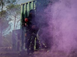 Camping Pas Cher vous présente avec son site Officiel campingpascher.fr, le Camping Montana Parc - Oasis Village - Coeur De L'estérel classé 5 étoiles, situé sur la commune de Puget Sur Argens dans le département Var (Provence Alpes Côte D'azur) en France. Le camping Montana Parc - Oasis Village - Coeur De L'estérel vous propose un hébergement de type maison de 30 m² pour 6 personnes avec climatisation (télévision). L'établissement vous propose 14 autres types d'hébergements. Découvrez tous nos séjours à petits prix dans la commune et aux alentours de Puget Sur Argens du département : Var (Provence Alpes Côte D'azur). Les Avis clients pour le Camping Montana Parc - Oasis Village - Coeur De L'estérel sont excellents avec une note moyenne de 8 sur 10. Parc aquatique, Piscine extérieure, Animations familiales, Club enfants, Aire de jeux enfants, Centre équestre, Court de padel en extérieur, Court de tennis, Golf, Parcours sportif, Ping-pong, Pétanque, Randonnée, Salle de fitness, Terrain de beach-volley, Terrain de football, Terrain multisports, Bar, Dépôt de pain, Plats à emporter, Restaurant, Snack/Bar, Épicerie,... En savoir plus : cliquez-ICI.