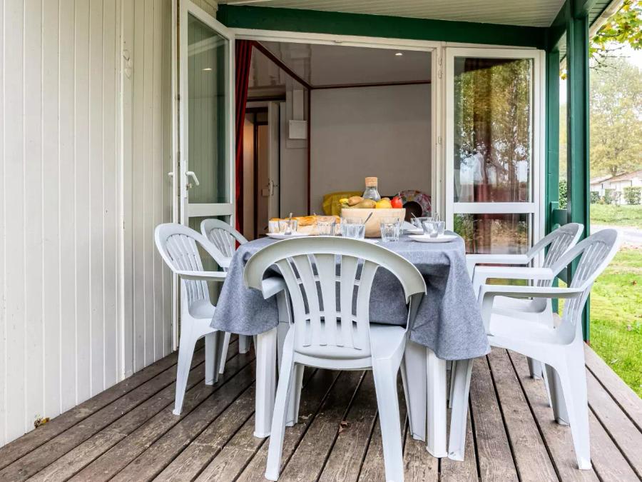 Cliquez pour découvrir toutes les photos de l'HÉBERGEMENT ! chalet - camping Les Bö-Bains photo 3