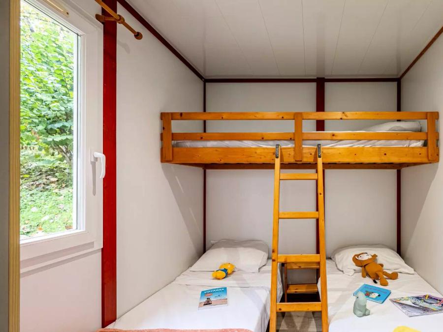 Cliquez pour découvrir toutes les photos de l'HÉBERGEMENT ! chalet - camping Les Bö-Bains photo 4
