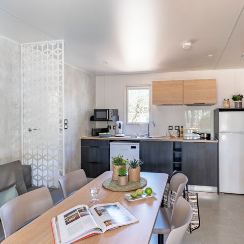 Cliquez pour découvrir toutes les photos de l'HÉBERGEMENT ! mobilhome - Yelloh Village La Plage Du Dramont photo 3