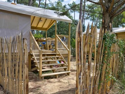 Cliquez pour découvrir toutes les photos de l'HÉBERGEMENT ! lodge - Flower Au Bois Des Biches photo 5