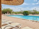 Camping Pas Cher vous présente avec son site Officiel campingpascher.fr, la Résidence Odalys Référence Du Golfe classé 4 étoiles, située sur la commune de Agde dans le département Hérault (Languedoc Roussillon) en France. La résidence Odalys Référence Du Golfe, vous présente un hébergement de type studio de 28 m² et télévision. La résidence Odalys Référence Du Golfe vous proposeun séjour PAS CHER avec une REMISEdu sam. 20 juin au sam. 27 juin 2026, en promotion à -30% pour 7 nuits à 559,30 € au lieu de 799,0 € soit une Économie de 239,70 €. Cette location propose 12 dates différentes pour réserver votre séjour. Découvrez également les 7 autres gammes d'hébergements de la résidence. Piscine chauffée, Piscine extérieure, Court de tennis, Golf,... En savoir plus : cliquez-ICI.