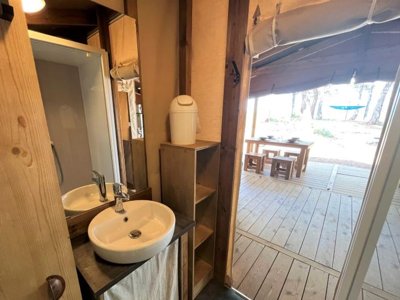 Cliquez pour découvrir toutes les photos de l'HÉBERGEMENT ! lodge - La Tamarissière photo 4