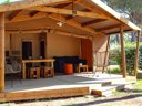 Cliquez pour découvrir toutes les photos de l'HÉBERGEMENT ! lodge - camping La Tamarissière photo 2