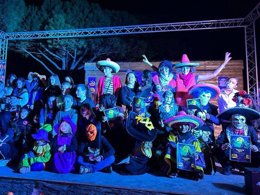 Camping Pas Cher vous présente avec son site Officiel campingpascher.fr, le Camping La Clape Village classé 5 étoiles, situé sur la commune de Agde dans le département Hérault (Languedoc Roussillon) en France. Le camping La Clape Village, vous présente un hébergement de type mobil-home de 24 m² pour 4 personnes avec climatisation et télévision. Le camping La Clape Village vous propose du vendredi 27 mars au vendredi 03 avril 2026 pour 7 nuits à 260€. Cette location propose 107 dates différentes pour réserver votre séjour. Découvrez également les 30 autres gammes d'hébergements du camping. Les Avis clients pour le Camping La Clape Village sont excellents avec une note moyenne de 8 sur 10. LacMerÉtang, Parc aquatique, Piscine extérieure, Animation ados, Animations familiales, Club enfants, Aire de jeux enfants, Canoë-kayak, Centre équestre, Court de tennis, Cyclisme, Golf, Plongée, Pétanque, Randonnée, Salle de fitness, Surf, Terrain multisports, Bar, Boulangerie, Supermarché, Épicerie,... En savoir plus : cliquez-ICI.