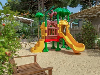 Cliquez pour découvrir toutes les photos de l'HÉBERGEMENT ! mobil-home - Les Jardins D'Agathe **** photo 9