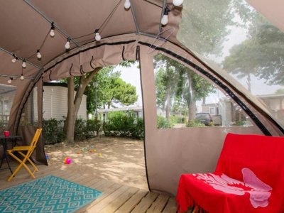Cliquez pour découvrir toutes les photos de l'HÉBERGEMENT ! bungalow toilé - Les Jardins D'Agathe **** photo 3