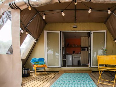 Cliquez pour découvrir toutes les photos de l'HÉBERGEMENT ! bungalow toilé - Les Jardins D'Agathe **** photo 6