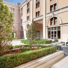 Camping Pas Cher vous présente avec son site Officiel campingpascher.fr, la Résidence Appart'hôtel Odalys City L'Atrium classé 3 étoiles, située sur la commune de Aix En Provence dans le département Bouches-du-rhône (Provence-alpes-côte D'azur) en France. La résidence Appart'hôtel Odalys City L'Atrium, vous présente un hébergement de type studio de 22 m² et télévision. La résidence Appart'hôtel Odalys City L'Atrium vous proposeun séjour PAS CHER avec une REMISEdu sam. 13 décembre au sam. 20 décembre 2025 avec une PROMO de DERNIÈRE MINUTE, en promotion à -31% pour 7 nuits à 487,20 € au lieu de 709 € soit une Économie de 221,80 €. Cette location propose 64 dates différentes pour réserver votre séjour. Découvrez également les 2 autres gammes d'hébergements de la résidence. Les Avis clients pour la Résidence Appart'hôtel Odalys City L'Atrium sont de 7 sur 10. Restaurant,... En savoir plus : cliquez-ICI.