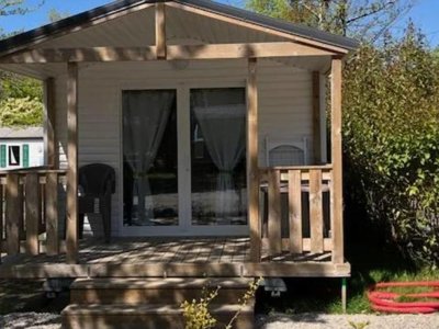 Cliquez pour découvrir toutes les photos de l'HÉBERGEMENT ! mobil-home - La Forêt photo 2