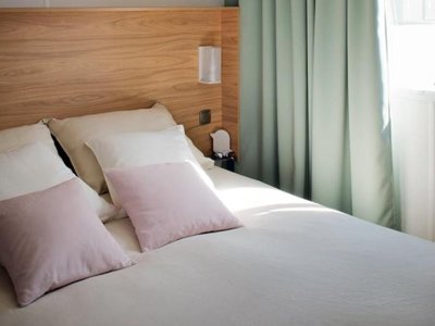 Cliquez pour découvrir toutes les photos de l'HÉBERGEMENT ! mobil-home - La Forêt photo 7